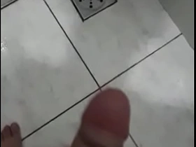 Novinho gozando gay asian student porn