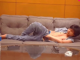 [Hansel Thio Channel] I'm In The Rain With Thunder Back To Hotel After Excursion Part 1 asian teen gay sex porn