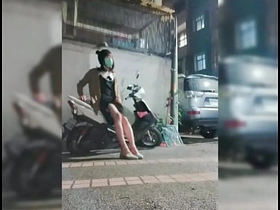 戶外露出自慰射精 chinese hairy gay men porn