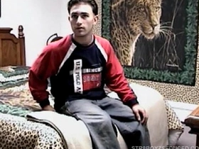 Vinnie Sucks Off Hairy Straight Boy Paulie gay porn chinese fucking white